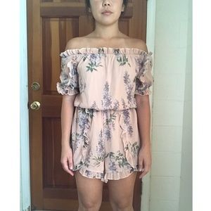 Pink/Nude floral romper